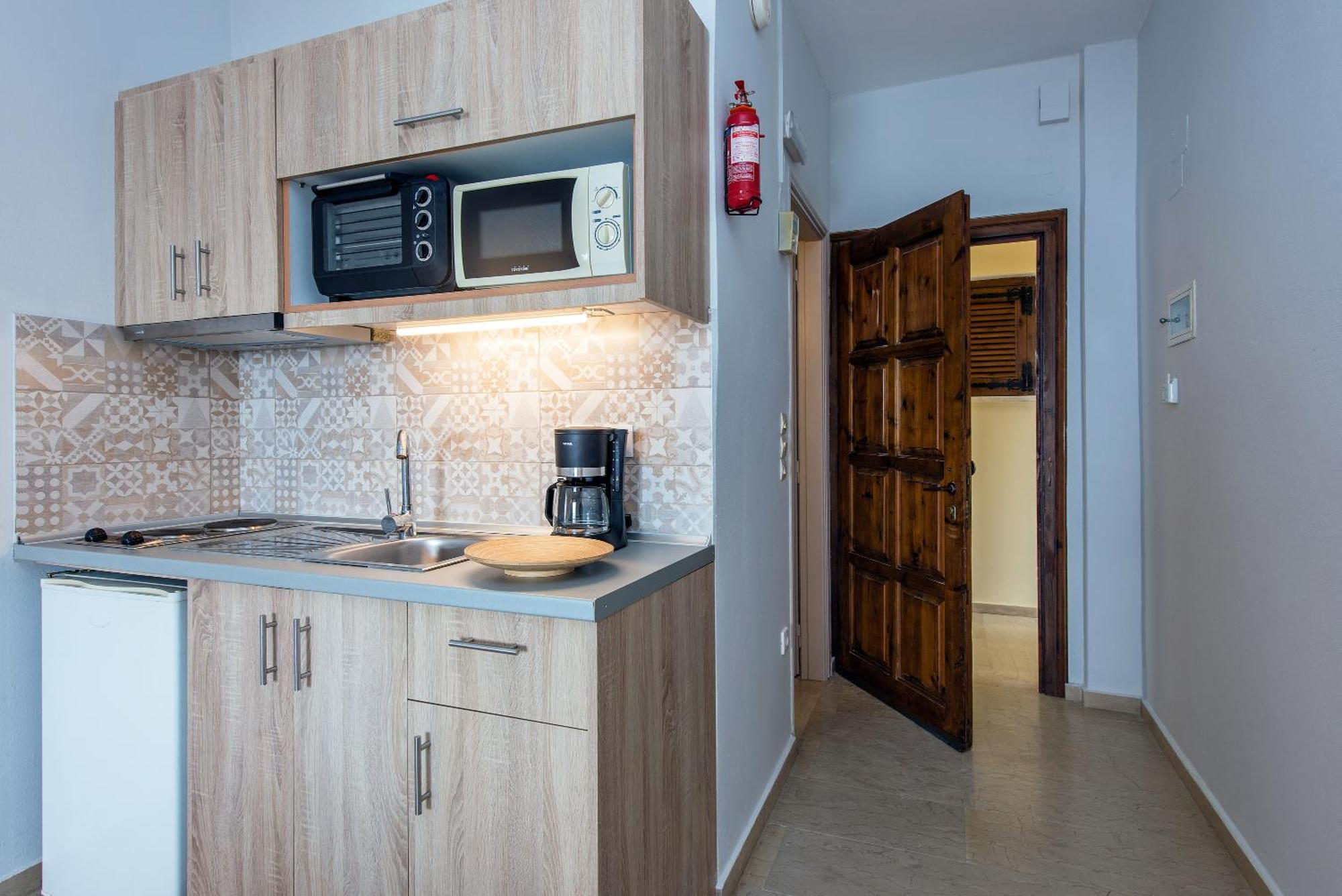Hotel Odeon B&B Барбаті Екстер'єр фото